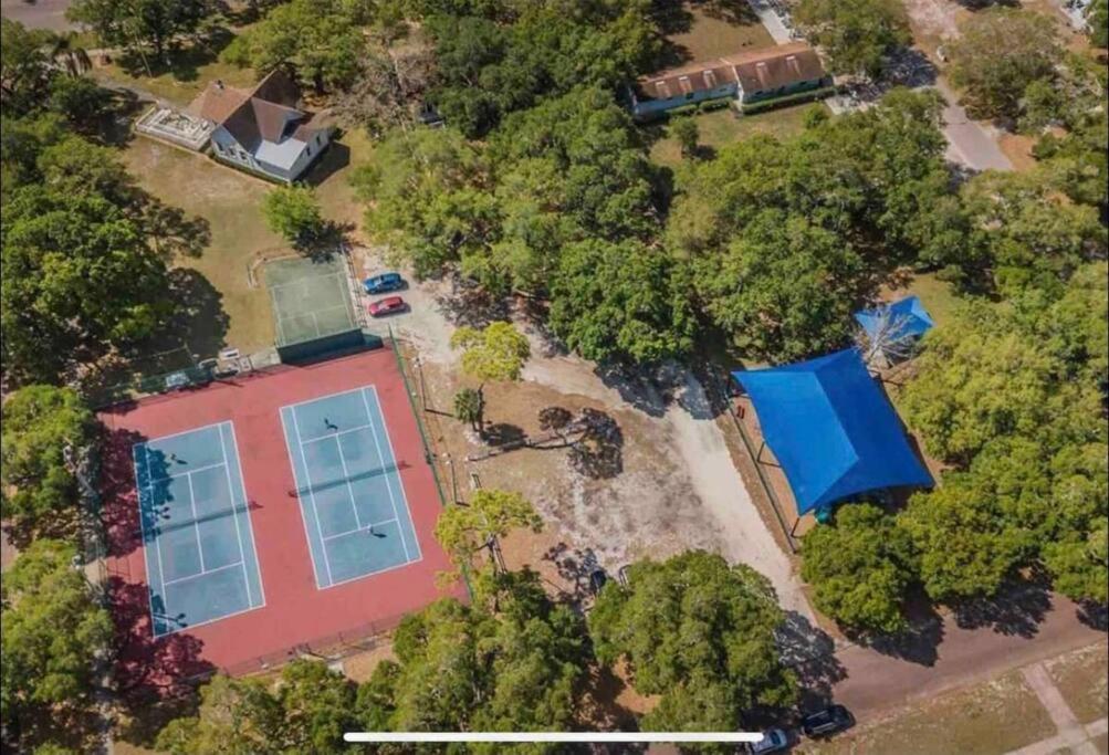סיינט פיטרסברג In The Center Of Gulfport, Min Away From The Beach! מראה חיצוני תמונה