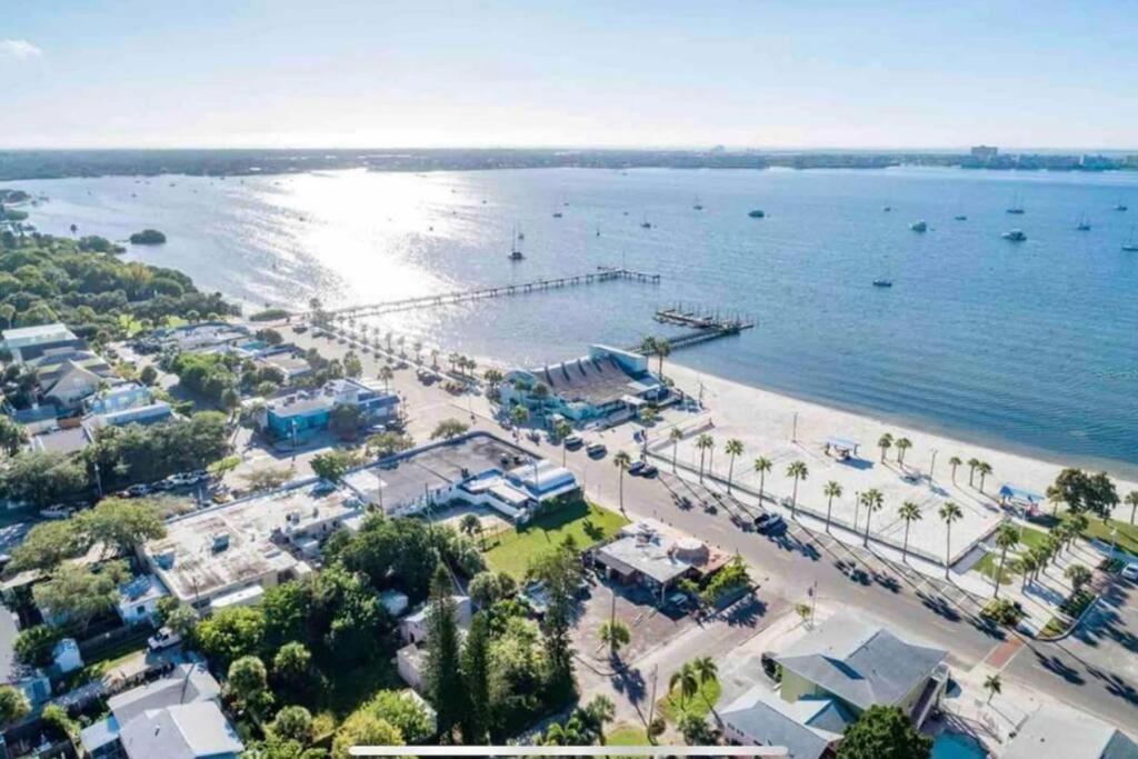 סיינט פיטרסברג In The Center Of Gulfport, Min Away From The Beach! מראה חיצוני תמונה